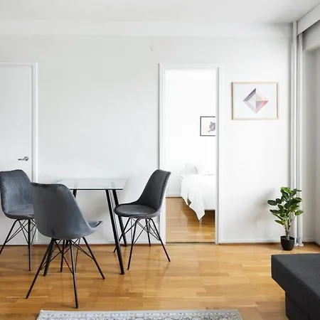 Close To Center, Tram Nearby, Netflix, Kamppi Apartmán *
