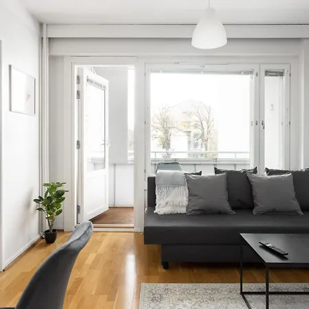 Close To Center, Tram Nearby, Netflix, Kamppi